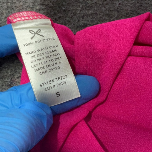 Anthropologie Hot Pink Keyhole Cutout Tunic Blouse - Size S - Flowy 3/4 Sleeve - Picture 5 of 5